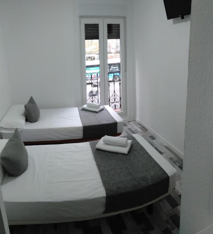 Hostal Noche Y Dia Madrid Luaran gambar