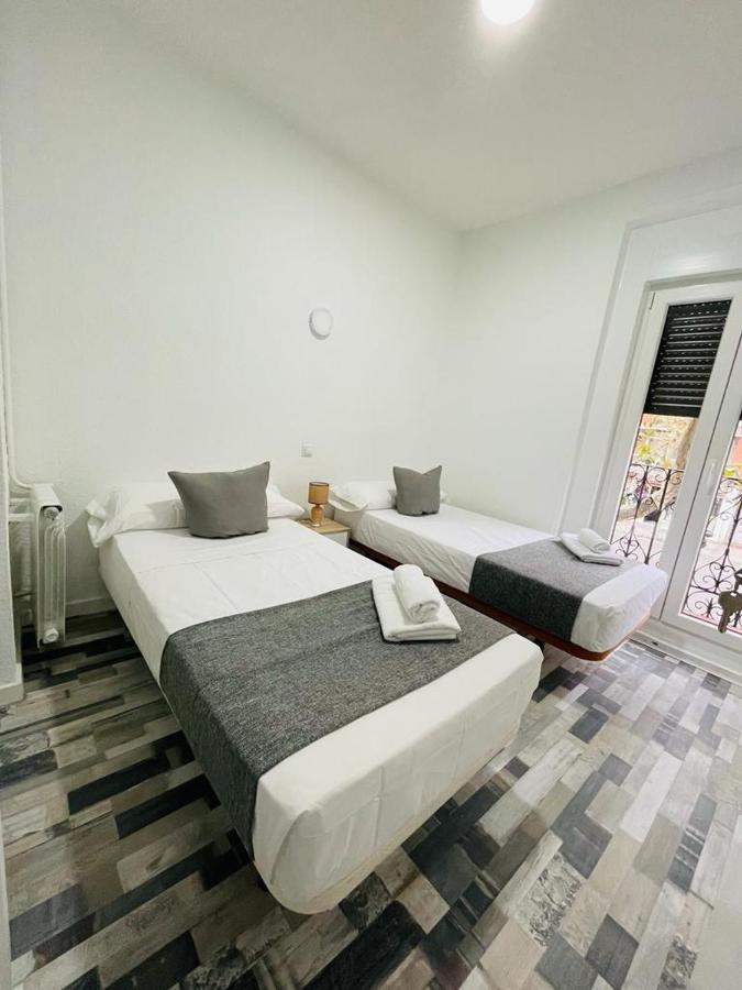 Hostal Noche Y Dia Madrid Luaran gambar